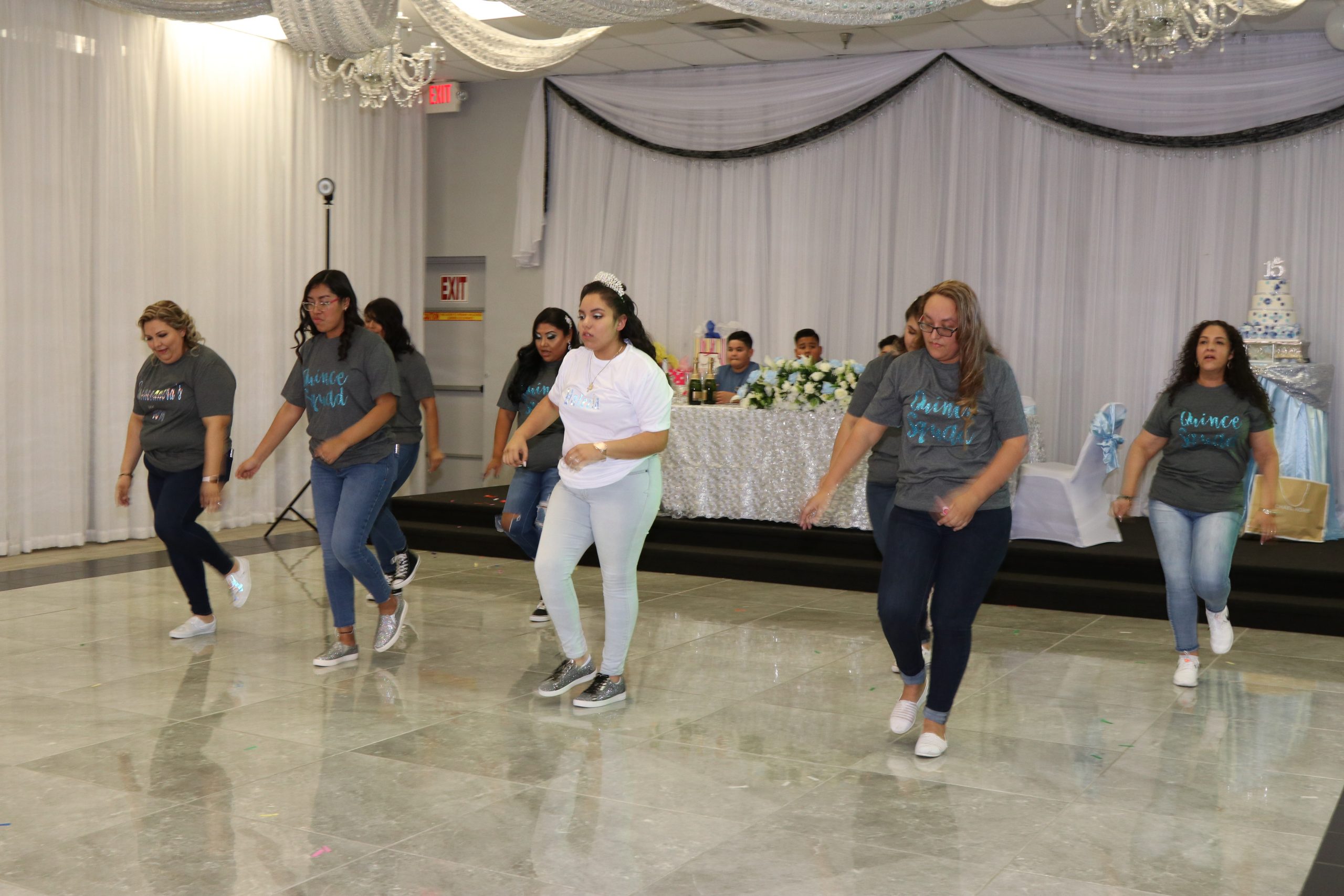 BAILE SORPRESA